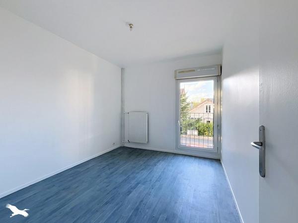 Appartement à vendre 176 000 € Achères 3 p 62 m² DPE E