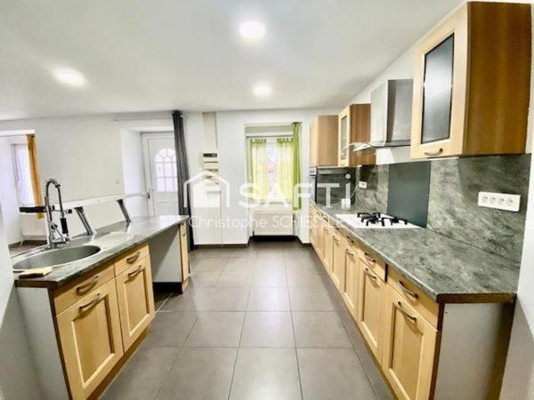 Maison T6 de 126 m2 avec 4 chambres