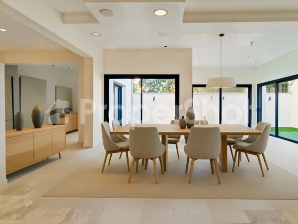 Toulouse Grand Rond – Appartement 177 m² familial entièrement rénové avec terrasses et garage clos intégré.