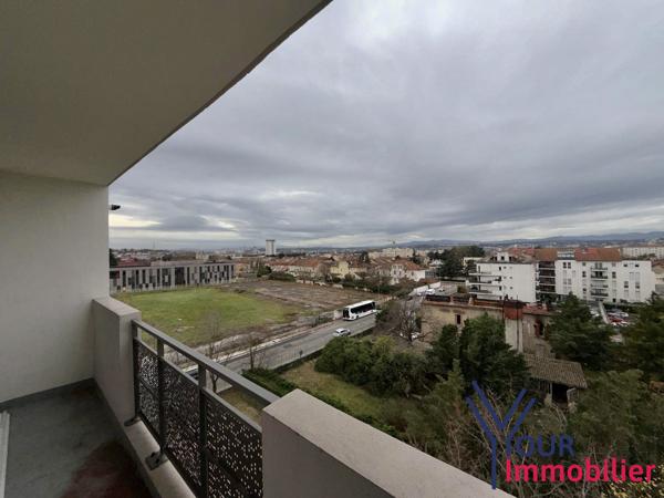Appartement à vendre, 2 pièces - Vénissieux 69200
