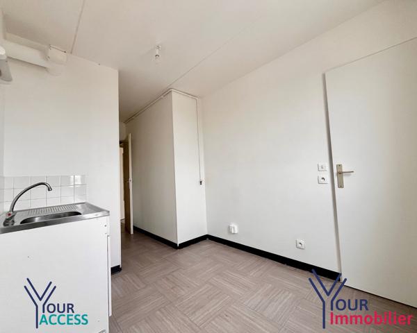 Appartement à vendre, 2 pièces - Vénissieux 69200