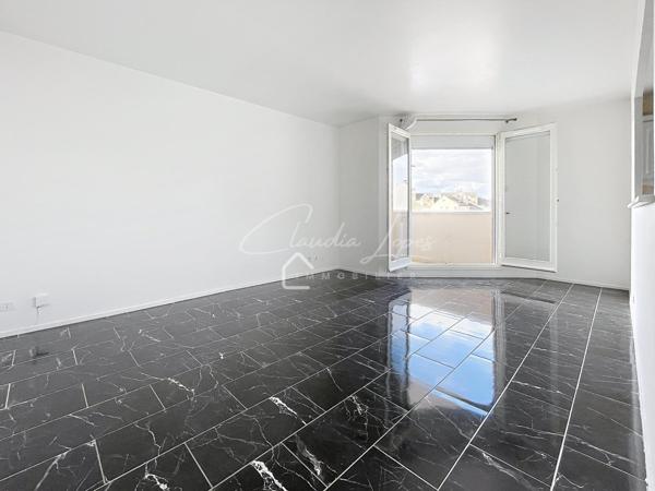 GARND APPARTEMENT 3 PIECES AVEC CAVE ET PARKING