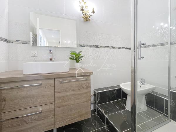 GARND APPARTEMENT 3 PIECES AVEC CAVE ET PARKING