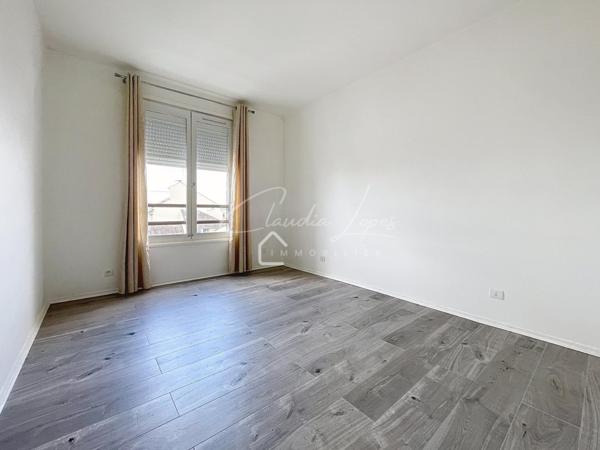 GARND APPARTEMENT 3 PIECES AVEC CAVE ET PARKING