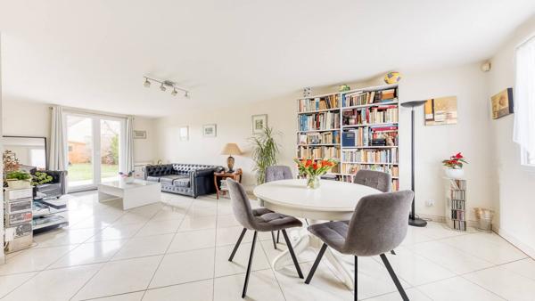 Pavillon familiale secteur calme !