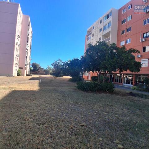A VENDRE// Bel appartement de type F2 sur le PORT