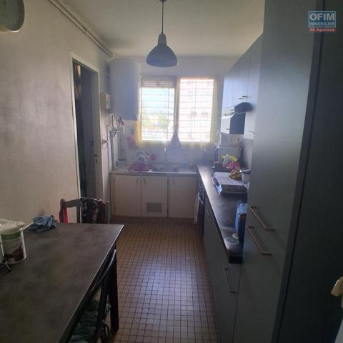 A VENDRE// Bel appartement de type F2 sur le PORT