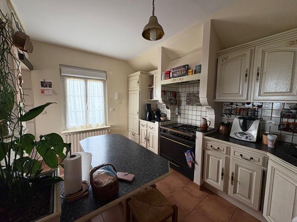 Maison ancienne rénovée, grand jardin à Saumur