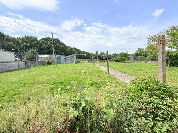 Maison familiale avec sous sol complet sur terrain clos de 800m2