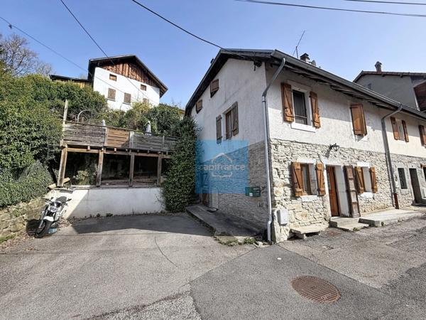 Maison de ville triplex T5 de 140m2 avec Parkings extérieur