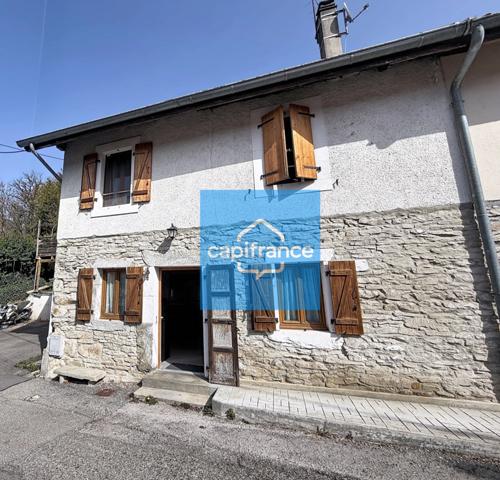 Maison de ville triplex T5 de 140m2 avec Parkings extérieur