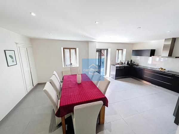 Maison de ville triplex T5 de 140m2 avec Parkings extérieur