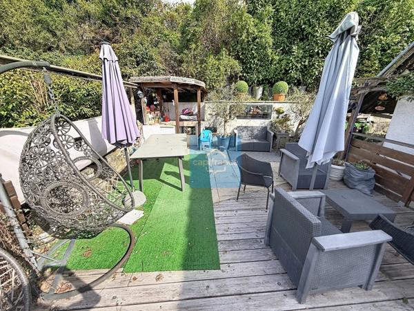 Maison de ville triplex T5 de 140m2 avec Parkings extérieur