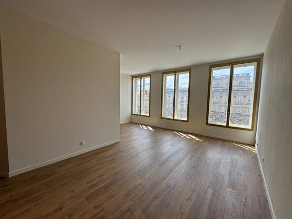Appartement 3 pièces 79 m² LYON