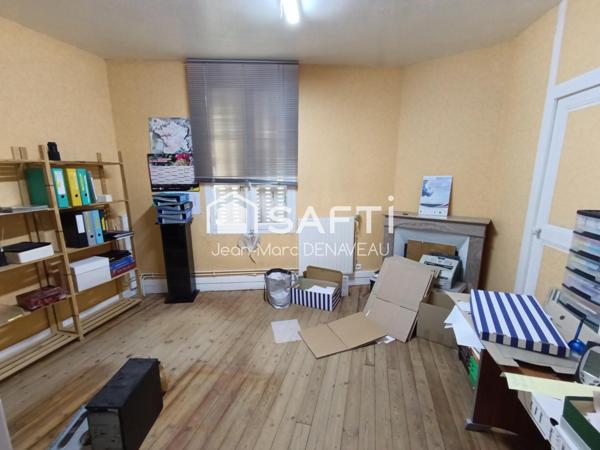 ancien local commercial, logement possible.