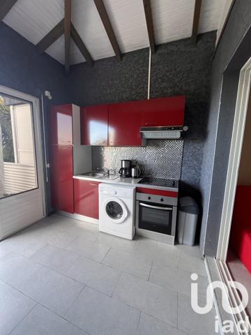 Studio 1 pièce de 33 m² à Saint-François (97118)