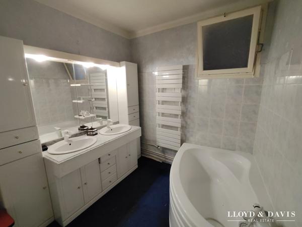 Bel Appartement en centre Ville à Rénover