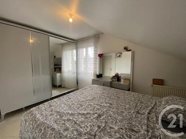 Maison à vendre  6 pièces - 125,20 m 2   ST CLAIR DE LA TOUR  - 38