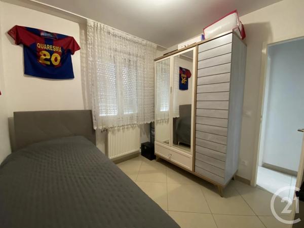Maison à vendre  6 pièces - 125,20 m 2   ST CLAIR DE LA TOUR  - 38