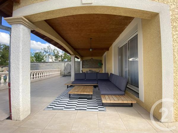 Maison à vendre  6 pièces - 125,20 m 2   ST CLAIR DE LA TOUR  - 38