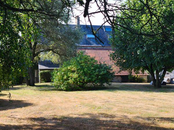 Maison à vendre 296 000 € Angey 12 p 178 m² DPE E