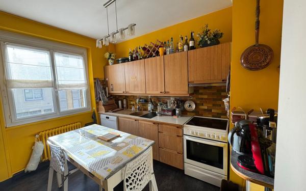 Maison à vendre    7 pièces • 161 m2 Limoges