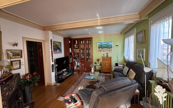 Maison à vendre    7 pièces • 161 m2 Limoges