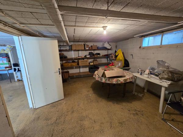 HIRSON (02) - 🏡 Vente pavillon plain-pied individuel avec sous-sol 🚗 et jardin 🍀