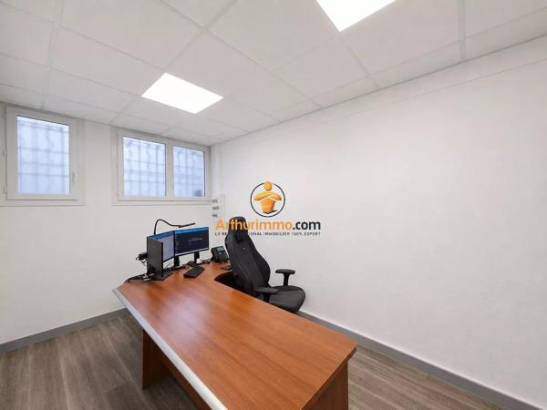 Location                                                      Local commercial
                        
                     2 pièces                      56 m2                     à Tarbes