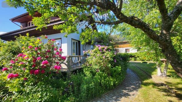 Maison à vendre à Saint-Étienne-lès-Remiremont dans les Vosges (88200), ref : 88038-1322