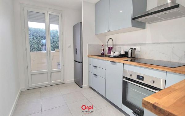 Appartement à vendre    3 pièces • 57 m2 Marseille 10