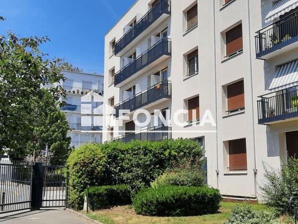 Location Studio 12.43 m² - 1 ALLEE DE MALEZIEUX Chatenay Malabry 92290