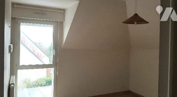 AV 35133/205 m² 4 chbres terrain dble garage