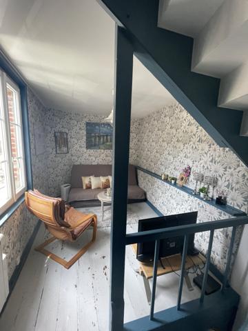Maison
         2 pièces
        - 30 m² Exclusivité 140 000 € *