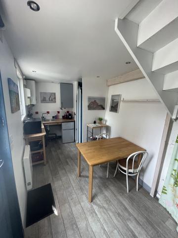 Maison
         2 pièces
        - 30 m² Exclusivité 140 000 € *