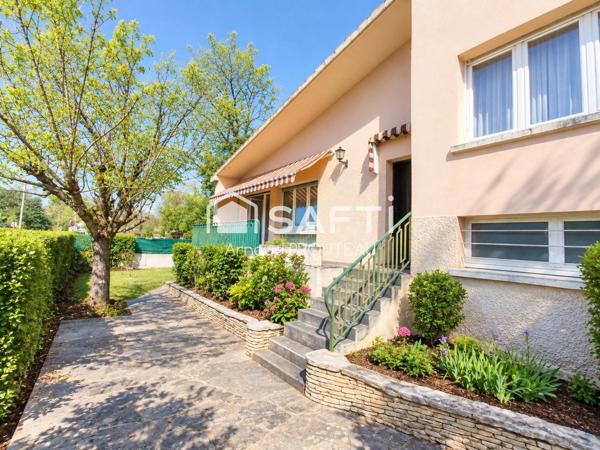 Maison Familiale de Type 5 + Double garage