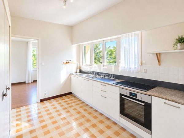 Maison Familiale de Type 5 + Double garage
