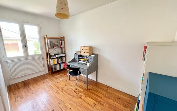 Maison à vendre    6 pièces •  Saint-Genis-Laval