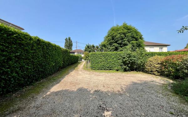 Maison à vendre    6 pièces •  Saint-Genis-Laval