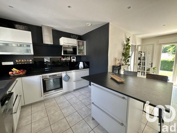 Maison à vendre 6 pièces 153 m² Le Tallud