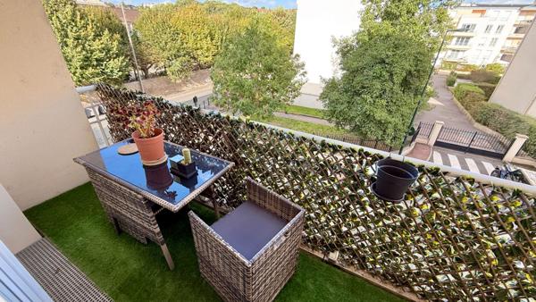 Appartement Corbeil Essonnes 3 pièce(s) 65.10 m2