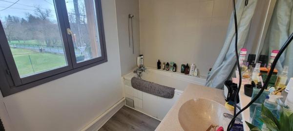 Locaux commerciaux/appartements  1263 M²