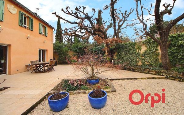 Maison à vendre    6 pièces •  Aix-en-Provence