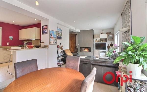 Maison à vendre    6 pièces •  Aix-en-Provence