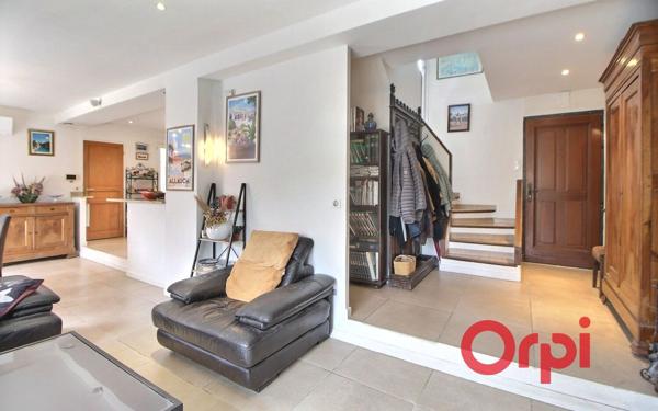 Maison à vendre    6 pièces •  Aix-en-Provence