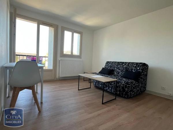 Appartement à louer 1 pièce 24.75m² Brive-la-Gaillarde (19100)