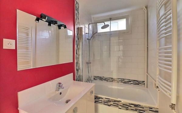 Appartement à vendre    3 pièces • 53,66 m2 Viroflay