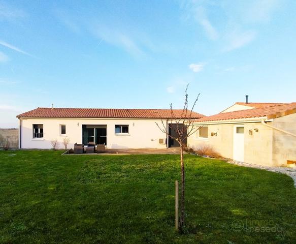 Maison à JARNAC CHAMPAGNE (17520)