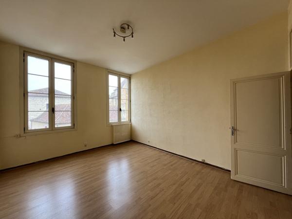 Immeuble à vendre |  Bergerac |  200 m²