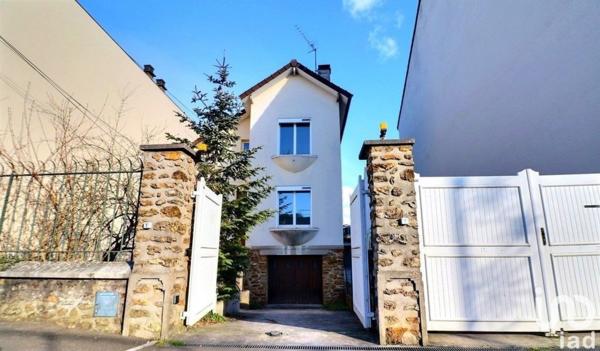 Maison 3 pièces de 61 m² à Pontault-Combault (77340)